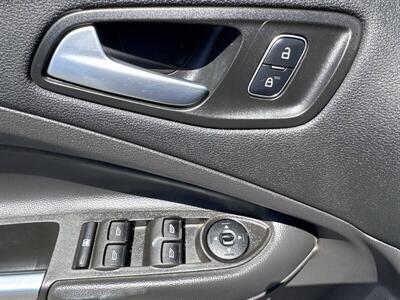 2017 Ford Escape SE - Photo 12 - Pittsburg, CA 94565