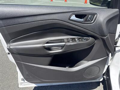 2017 Ford Escape SE - Photo 11 - Pittsburg, CA 94565