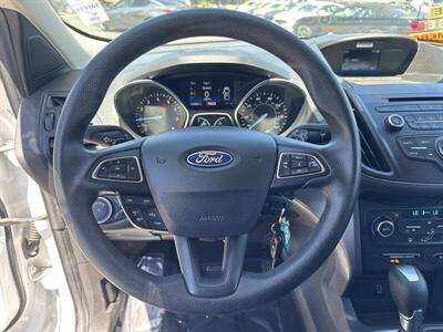 2017 Ford Escape SE - Photo 4 - Pittsburg, CA 94565