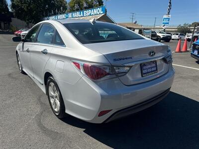 2015 Hyundai SONATA Hybrid   - Photo 19 - Pittsburg, CA 94565-2812