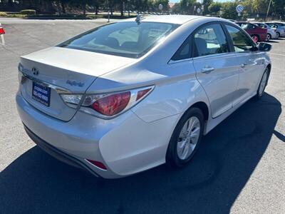 2015 Hyundai SONATA Hybrid   - Photo 23 - Pittsburg, CA 94565-2812