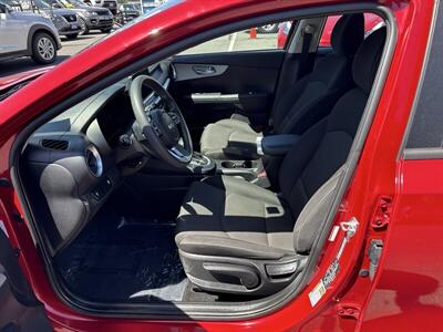 2023 Kia Forte LXS - Photo 7 - Pittsburg, CA 94565