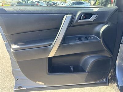 2013 Toyota Highlander SE   - Photo 13 - Pittsburg, CA 94565