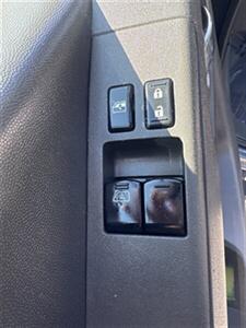 2018 Nissan Frontier SV   - Photo 10 - Pittsburg, CA 94565-2812
