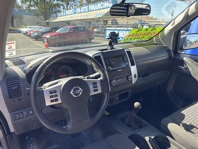 2018 Nissan Frontier SV   - Photo 2 - Pittsburg, CA 94565-2812