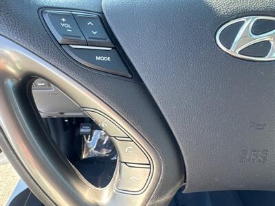 2014 Hyundai SONATA Hybrid   - Photo 8 - Pittsburg, CA 94565-2812