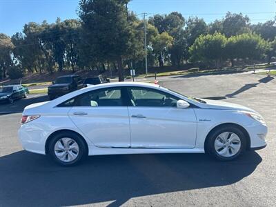 2014 Hyundai SONATA Hybrid   - Photo 23 - Pittsburg, CA 94565-2812