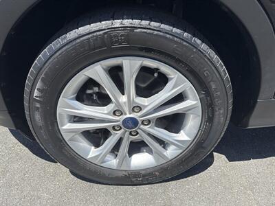 2018 Ford Escape SE - Photo 12 - Pittsburg, CA 94565