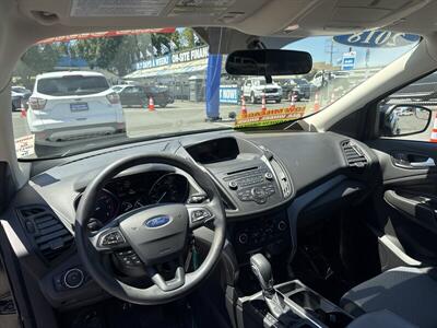 2018 Ford Escape SE - Photo 2 - Pittsburg, CA 94565