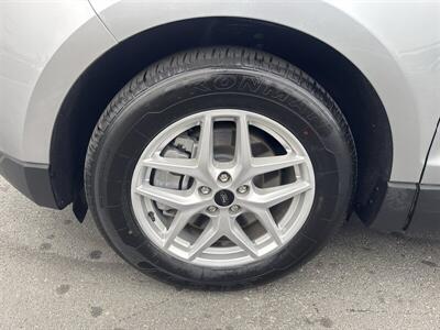 2024 Ford Edge SEL   - Photo 5 - Pittsburg, CA 94565-2812
