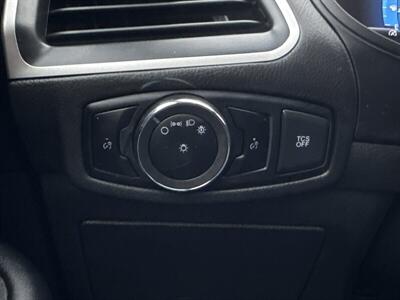 2024 Ford Edge SEL   - Photo 10 - Pittsburg, CA 94565-2812