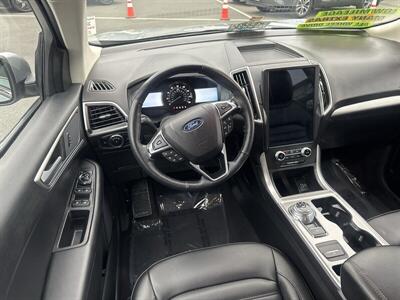 2024 Ford Edge SEL   - Photo 2 - Pittsburg, CA 94565-2812