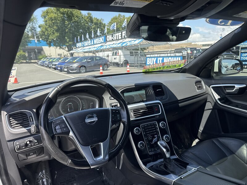2015 Volvo S60 T6 Drive-E  