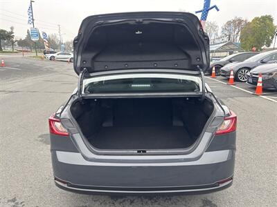 2025 Toyota Camry LE   - Photo 21 - Pittsburg, CA 94565