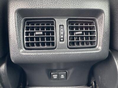 2025 Toyota Camry LE   - Photo 18 - Pittsburg, CA 94565