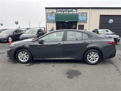 2025 Toyota Camry LE   - Photo 16 - Pittsburg, CA 94565