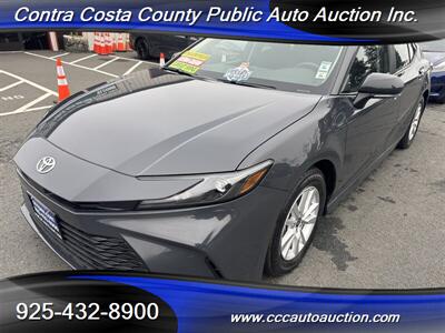2025 Toyota Camry LE   - Photo 1 - Pittsburg, CA 94565