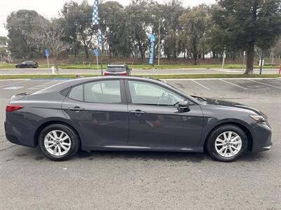 2025 Toyota Camry LE   - Photo 26 - Pittsburg, CA 94565