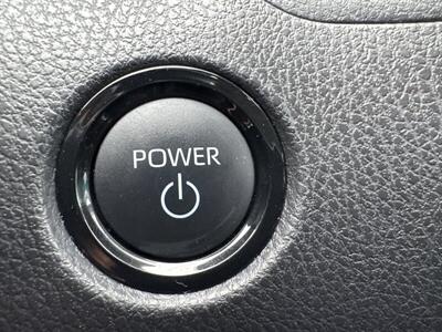 2025 Toyota Camry LE   - Photo 8 - Pittsburg, CA 94565