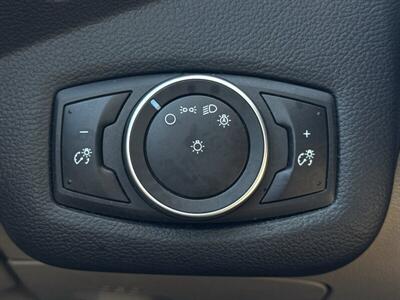 2015 Ford C-MAX Hybrid SE - Photo 12 - Pittsburg, CA 94565