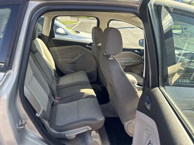 2015 Ford C-MAX Hybrid SE - Photo 21 - Pittsburg, CA 94565