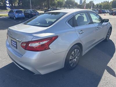 2016 Nissan Altima 2.5 S   - Photo 22 - Pittsburg, CA 94565-2812