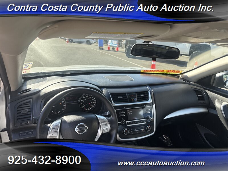 2016 Nissan Altima 2.5 S  