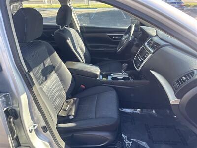 2016 Nissan Altima 2.5 S   - Photo 26 - Pittsburg, CA 94565-2812