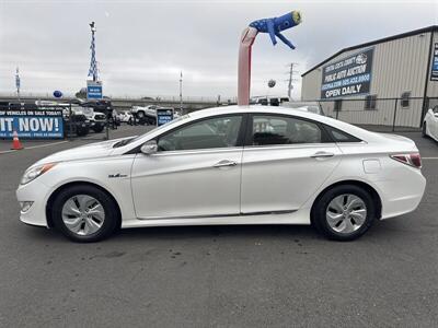 2015 Hyundai SONATA Hybrid   - Photo 4 - Pittsburg, CA 94565-2812