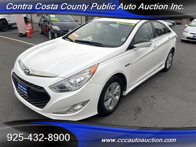 2015 Hyundai SONATA Hybrid   - Photo 1 - Pittsburg, CA 94565-2812
