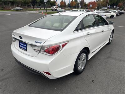 2015 Hyundai SONATA Hybrid   - Photo 19 - Pittsburg, CA 94565-2812
