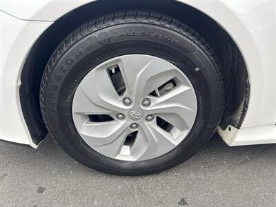 2015 Hyundai SONATA Hybrid   - Photo 5 - Pittsburg, CA 94565-2812