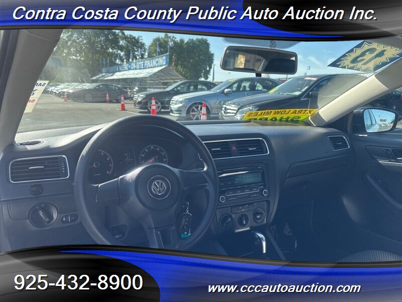 2013 Volkswagen Jetta S  