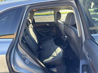2010 Audi Q5 3.2 quattro Premium   - Photo 25 - Pittsburg, CA 94565-2812