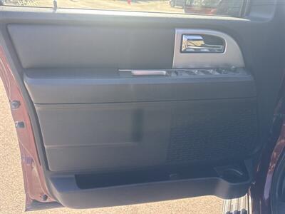 2017 Ford Expedition XLT   - Photo 13 - Pittsburg, CA 94565-2812