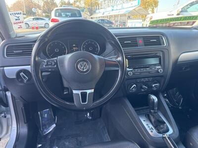 2013 Volkswagen Jetta SE PZEV   - Photo 5 - Pittsburg, CA 94565-2812