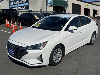 2020 Hyundai ELANTRA SE Sedan