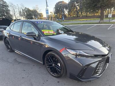 2025 Toyota Camry SE  Hybrid - Photo 30 - Pittsburg, CA 94565-2812