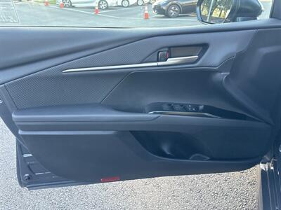 2025 Toyota Camry SE  Hybrid - Photo 14 - Pittsburg, CA 94565-2812
