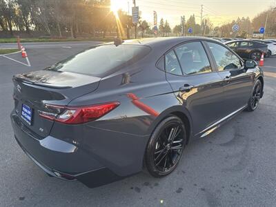 2025 Toyota Camry SE  Hybrid - Photo 25 - Pittsburg, CA 94565-2812