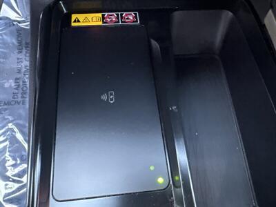 2025 Toyota Camry SE  Hybrid - Photo 10 - Pittsburg, CA 94565-2812