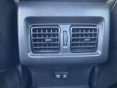 2025 Toyota Camry SE  Hybrid - Photo 19 - Pittsburg, CA 94565-2812