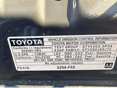2025 Toyota Camry SE  Hybrid - Photo 33 - Pittsburg, CA 94565-2812