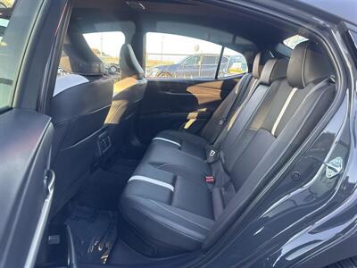 2025 Toyota Camry SE  Hybrid - Photo 18 - Pittsburg, CA 94565-2812
