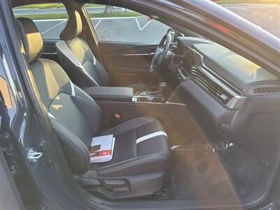 2025 Toyota Camry SE  Hybrid - Photo 29 - Pittsburg, CA 94565-2812