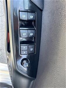 2017 Toyota Prius Prime Plus   - Photo 13 - Pittsburg, CA 94565-2812
