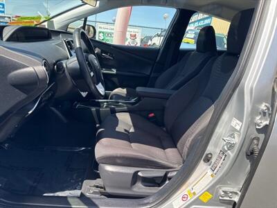 2017 Toyota Prius Prime Plus   - Photo 16 - Pittsburg, CA 94565-2812