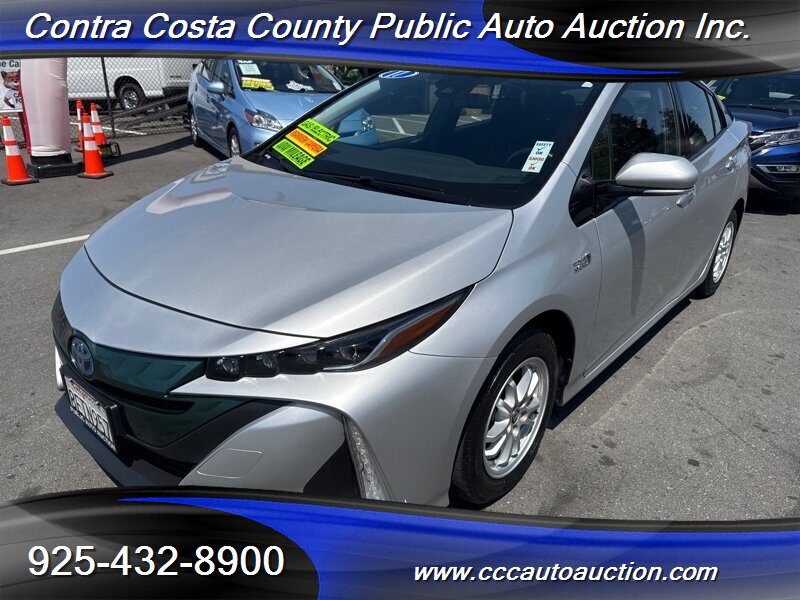 2017 Toyota Prius Prime Plus - Photo 1 - Pittsburg, CA 94565-2812