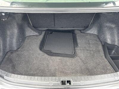 2009 Toyota Corolla LE   - Photo 15 - Pittsburg, CA 94565-2812