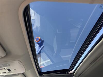 2017 Toyota RAV4 XLE   - Photo 11 - Pittsburg, CA 94565-2812